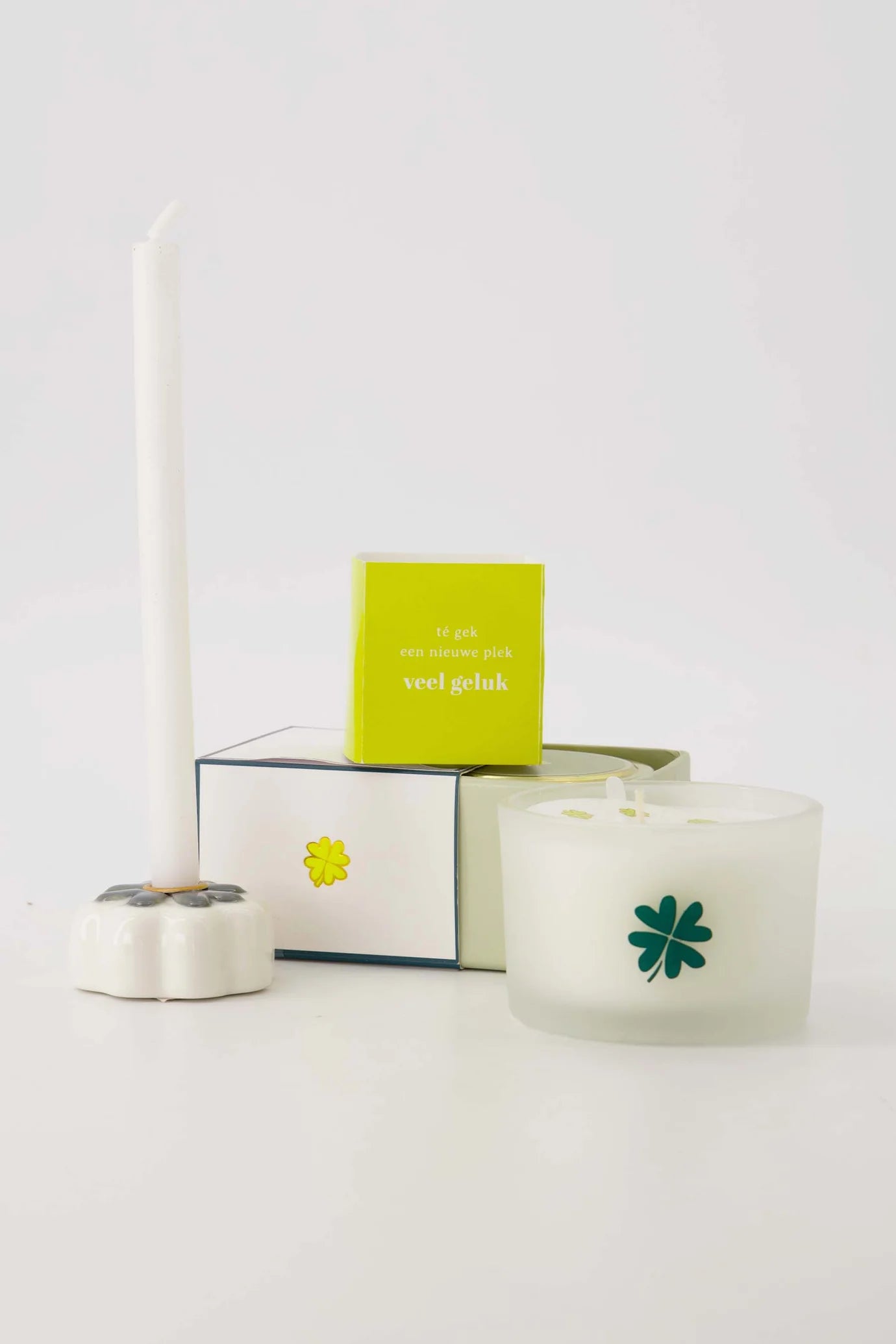Zusss - geurkaars tinnen in schuifdoosje veel geluk klavertje - wit/groen