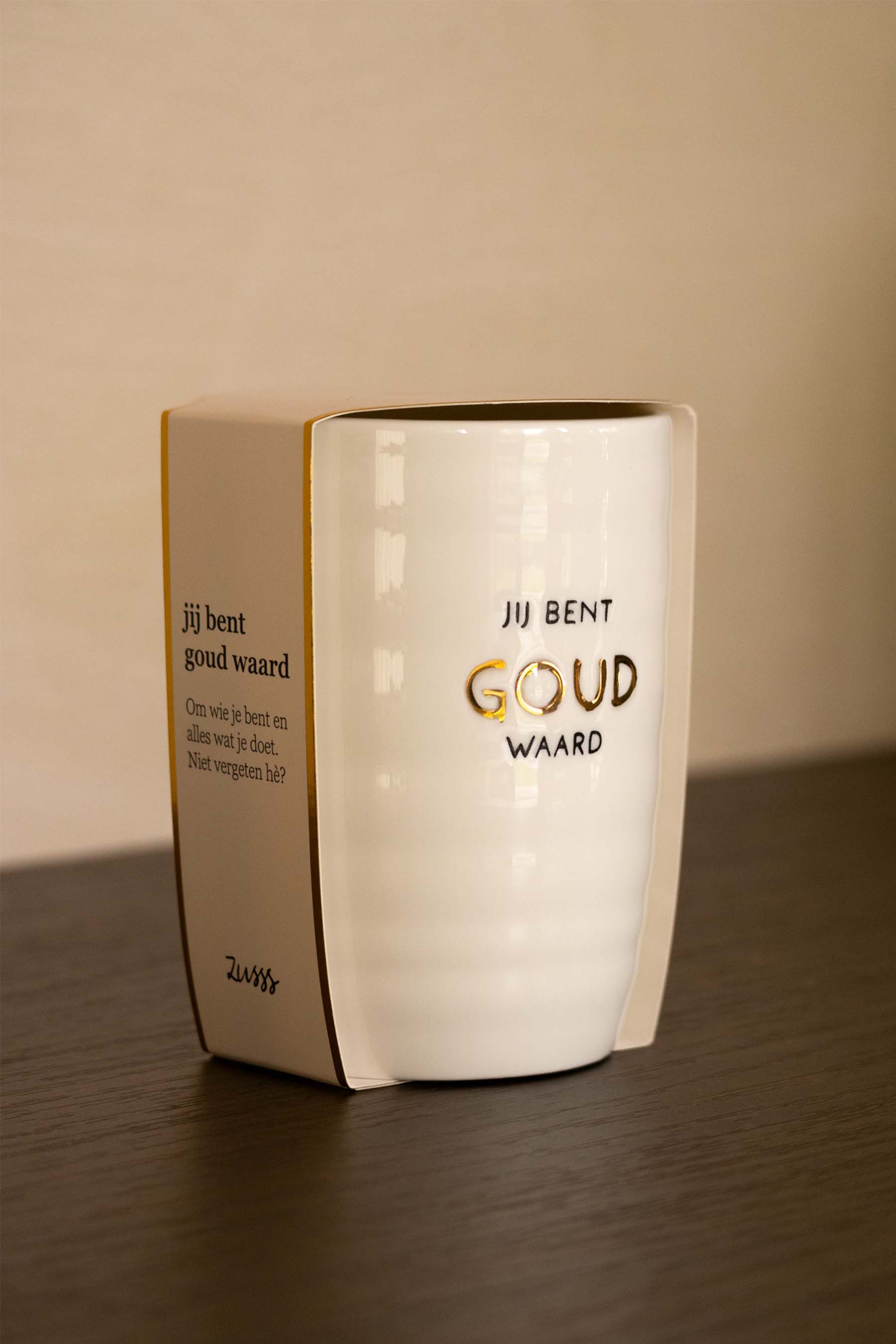 Zusss - coffee mug jij bent goud waard - white/gold