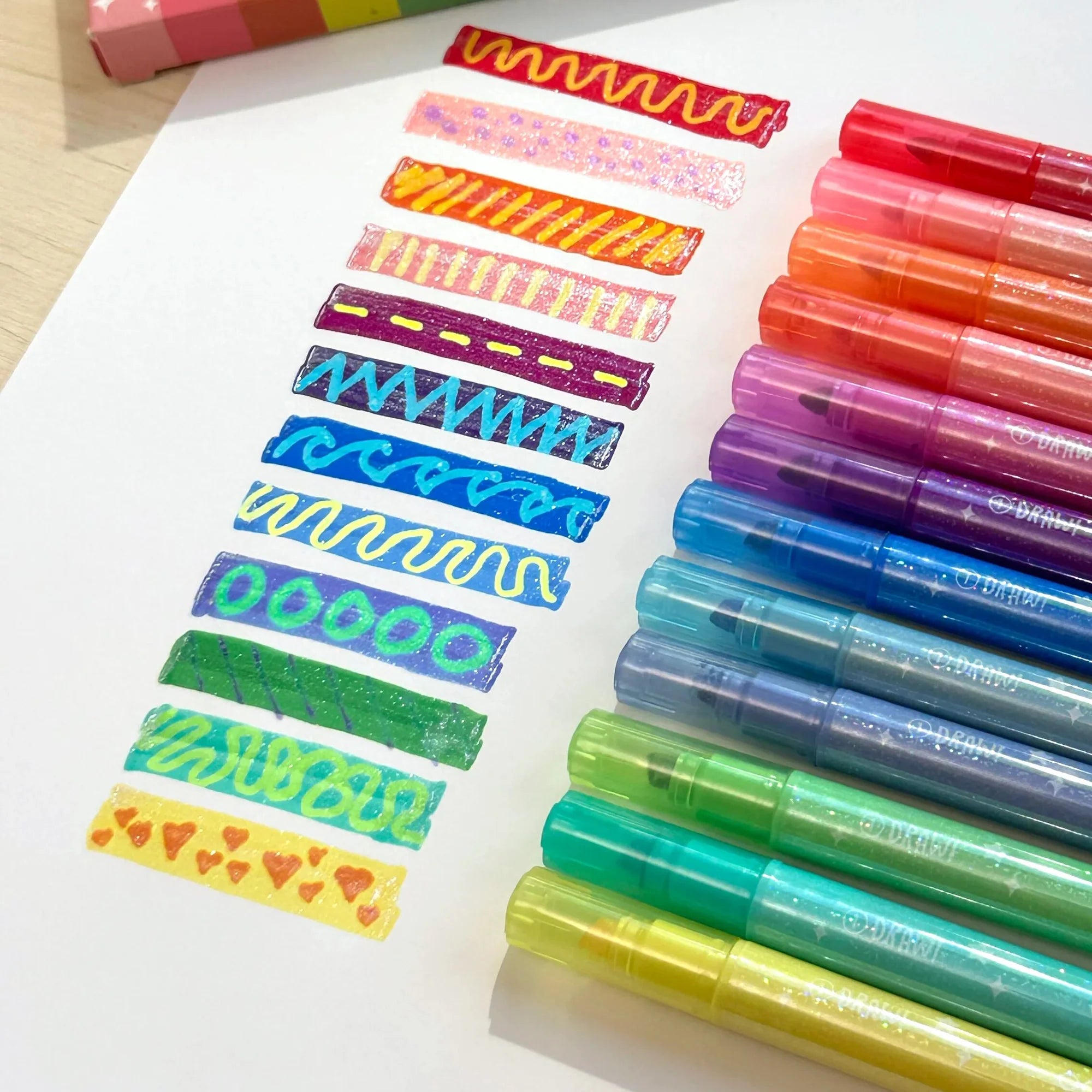 Ooly - sparkle glittery color changing markers