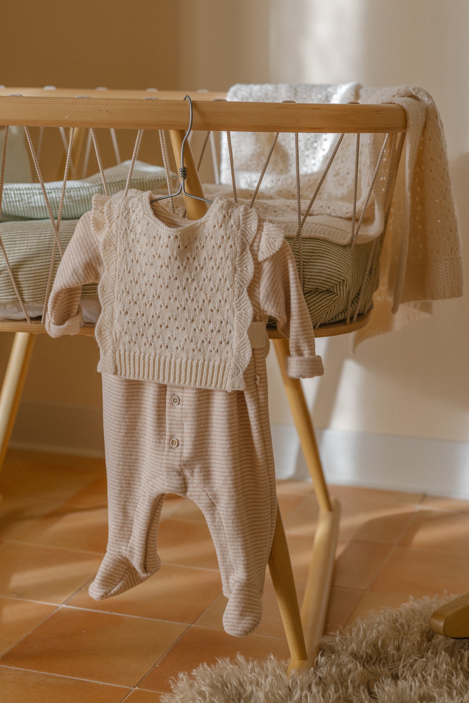 1+ in the family - orleans soft striped fleece onesie - nude