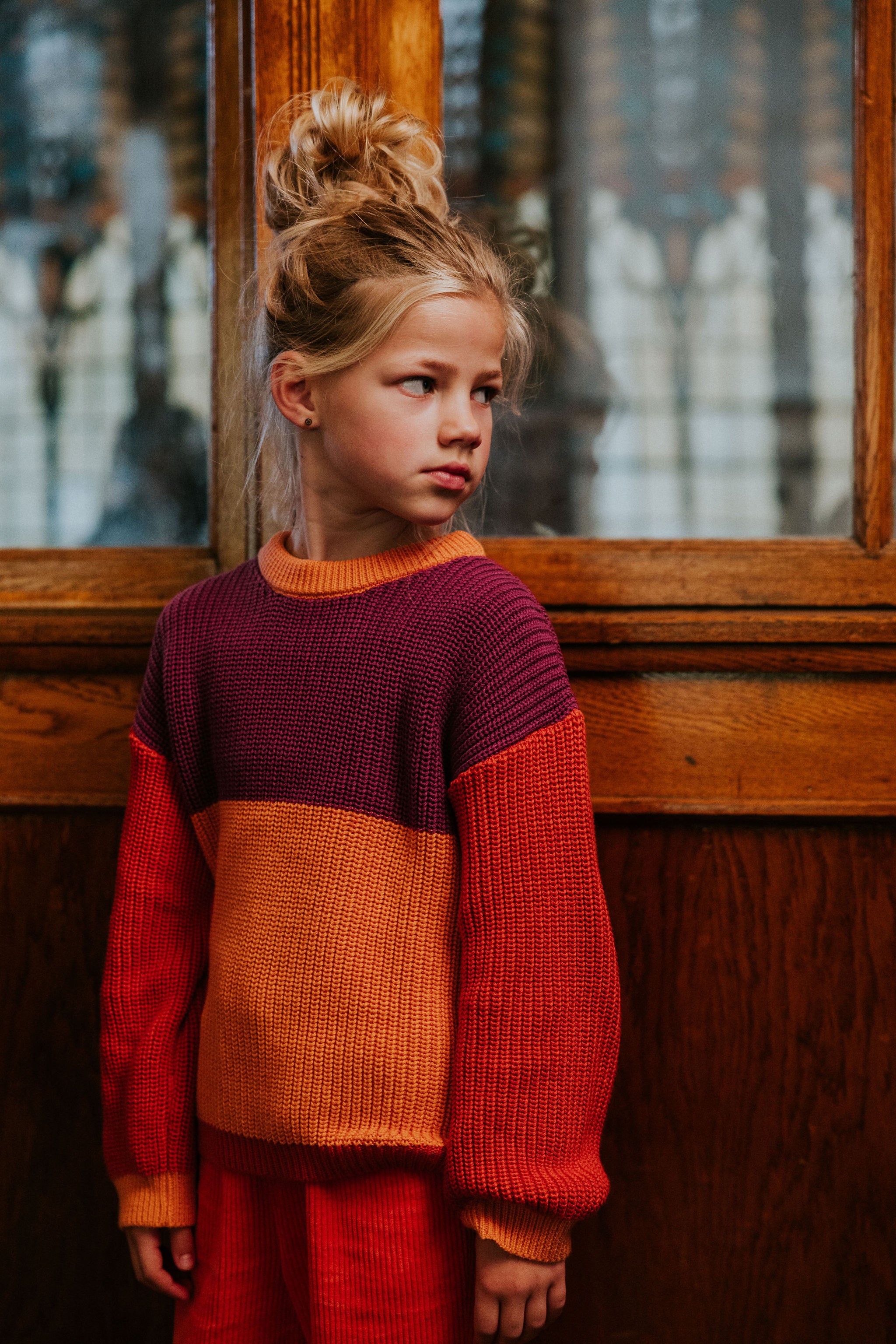 Yuki - color block sweater - parrot