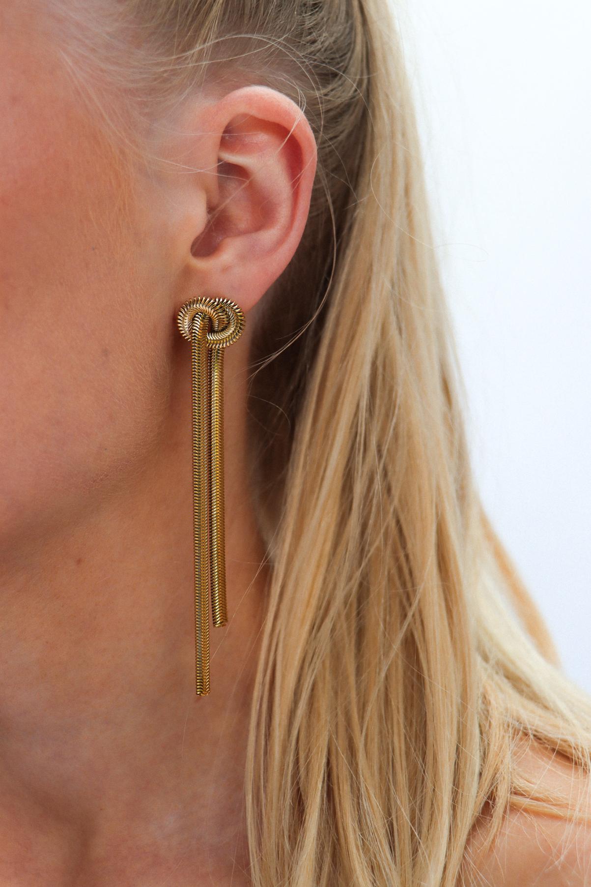 Label Kiki - knot snake hoop gold