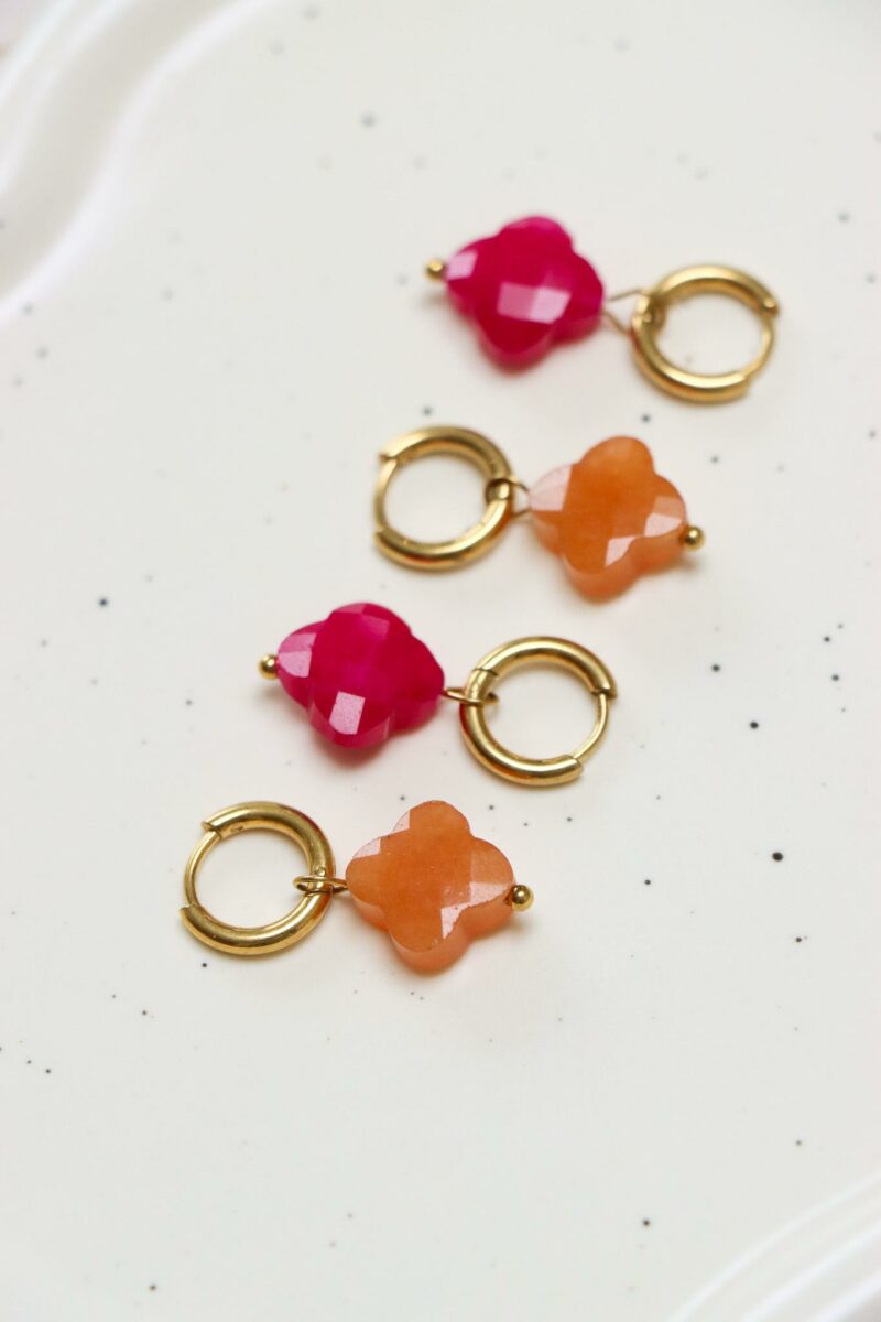 Label Kiki - magenta clover hoop gold