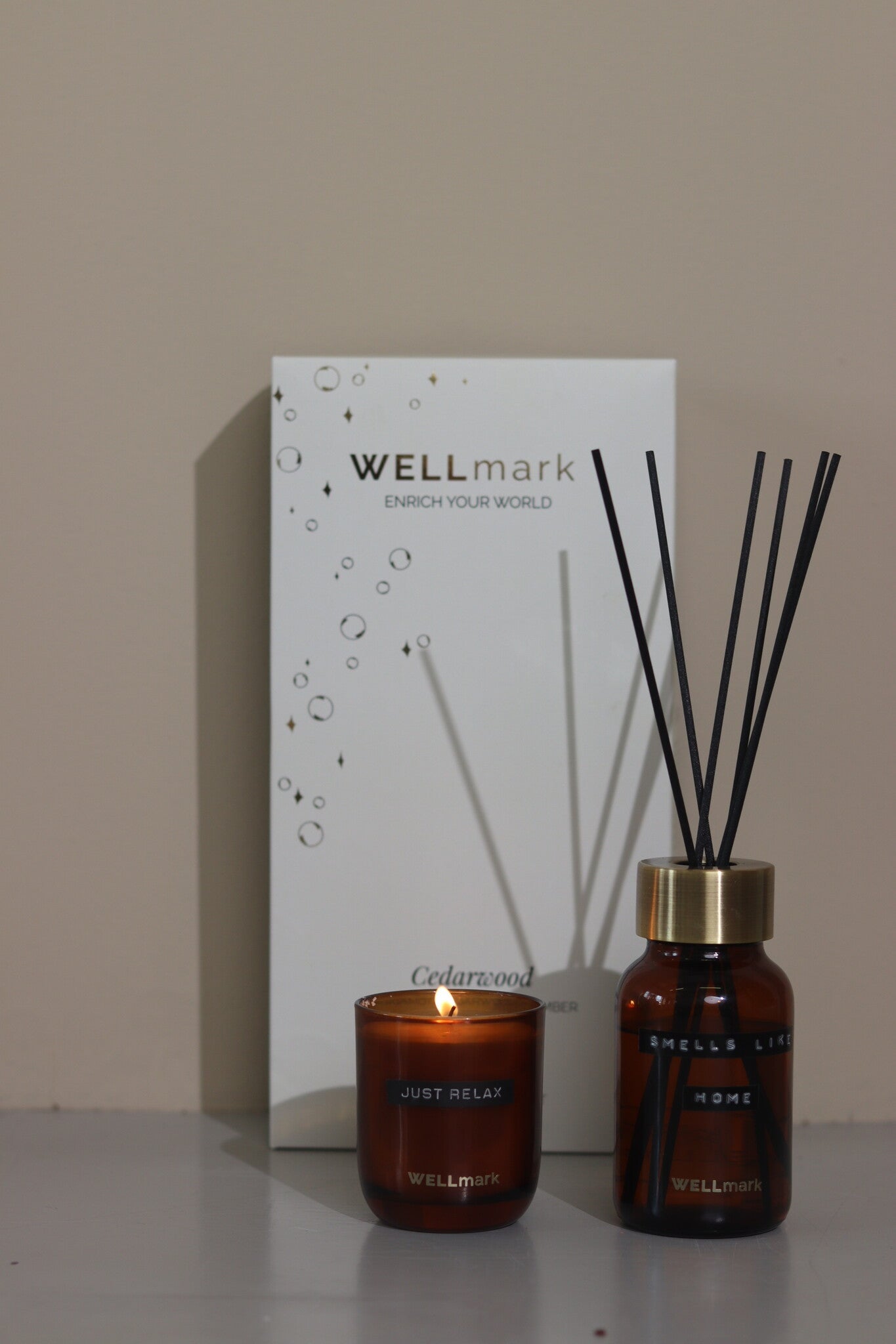 Wellmark - home fragrance set - cedarwood
