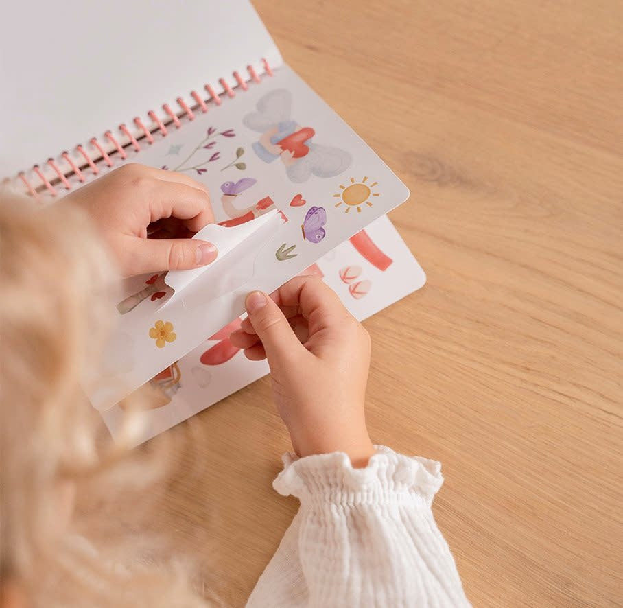 Little Dutch - aankleed- & stickerboek - Rosa & friends