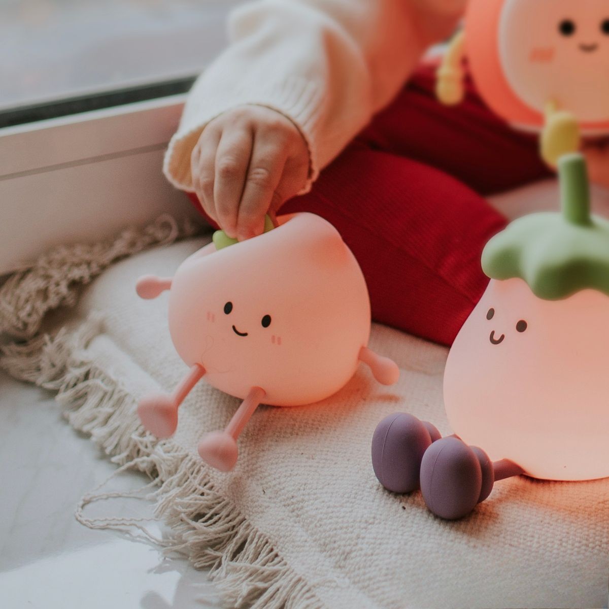 Mary's - nachtlampje - eggplant