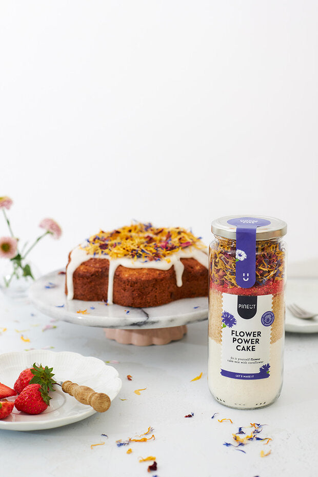 Pineut - cake jar - flower power cake