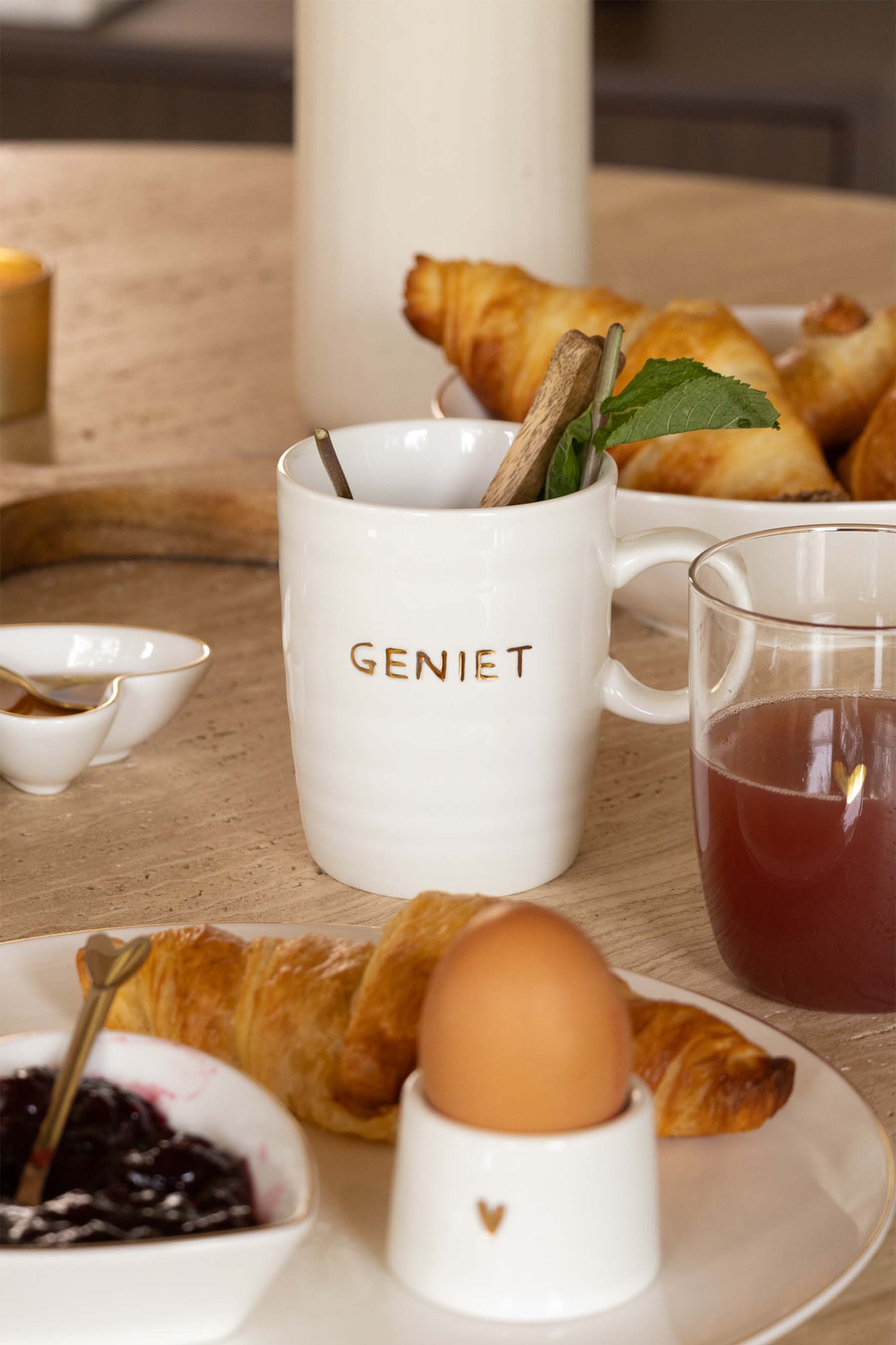 Zusss - tea mug geniet - white/gold