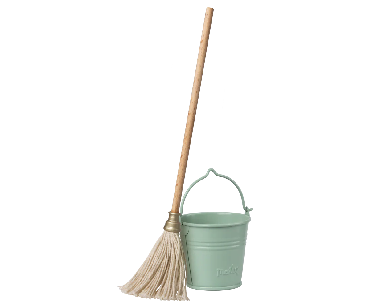 Maileg - bucket & mop