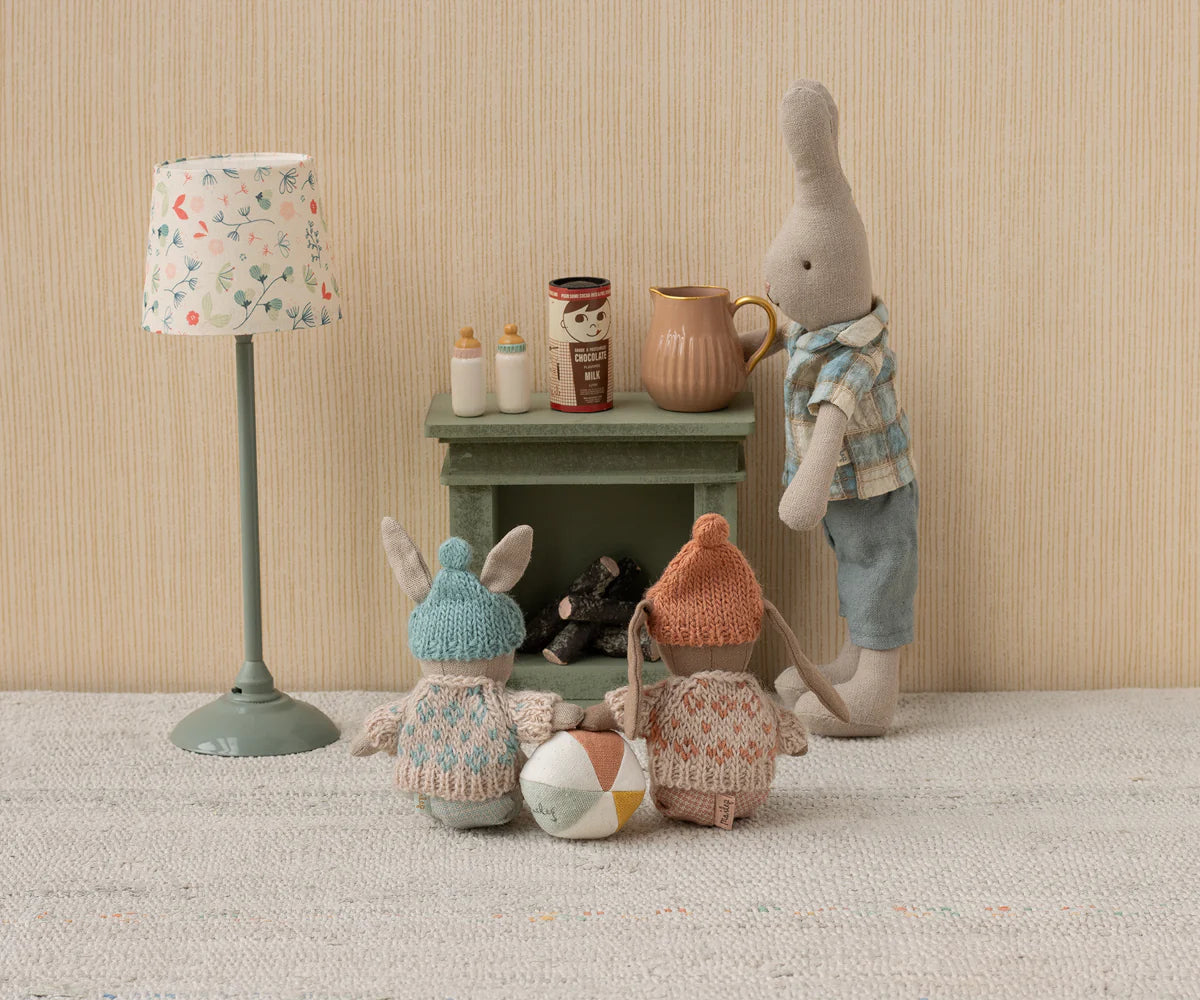 Maileg - fireplace - dusty green