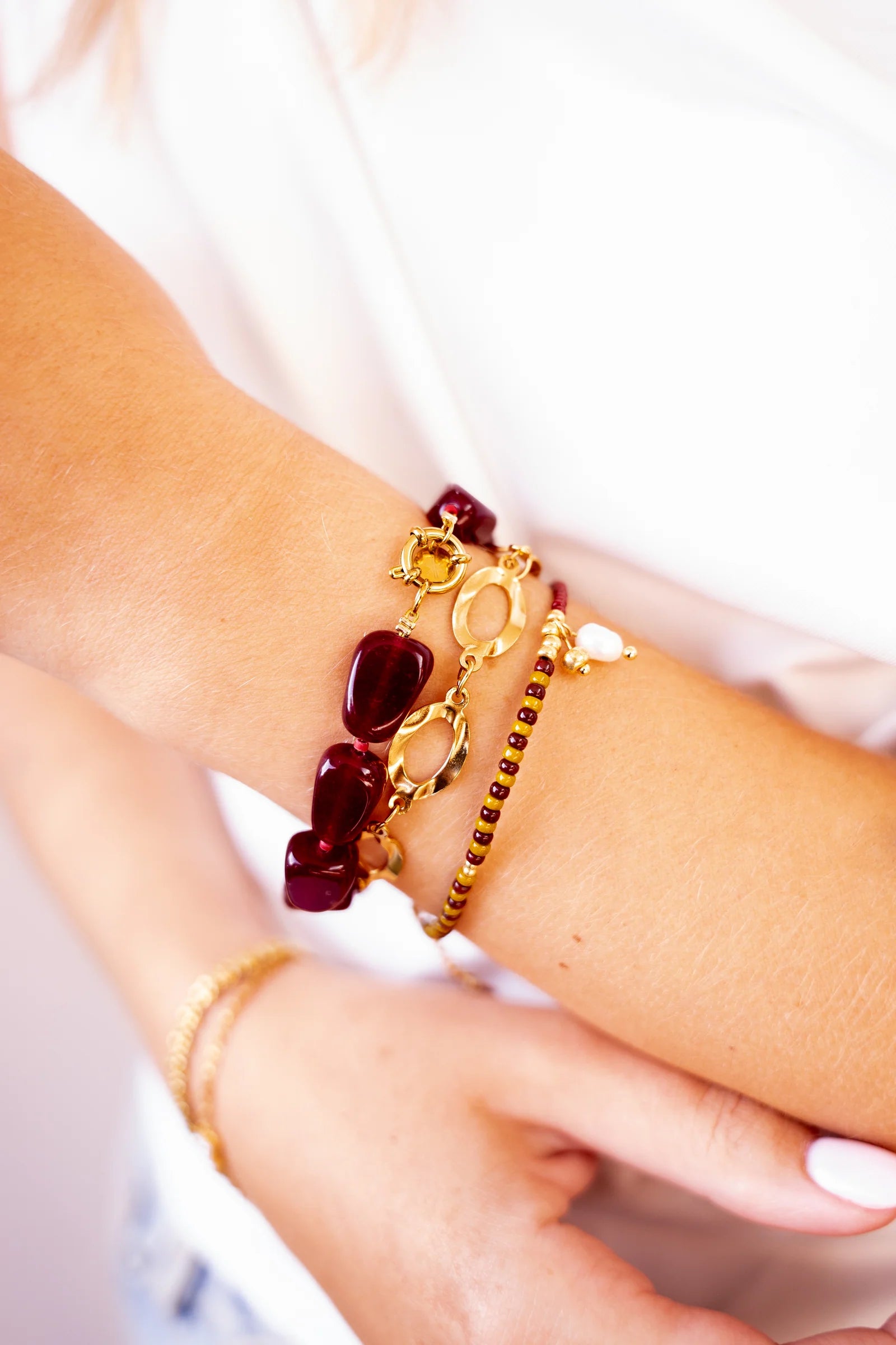 Label Kiki - burgundy bracelet gold