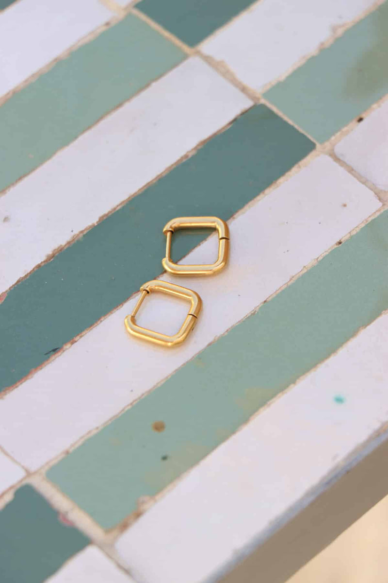 Label Kiki - square hoop gold