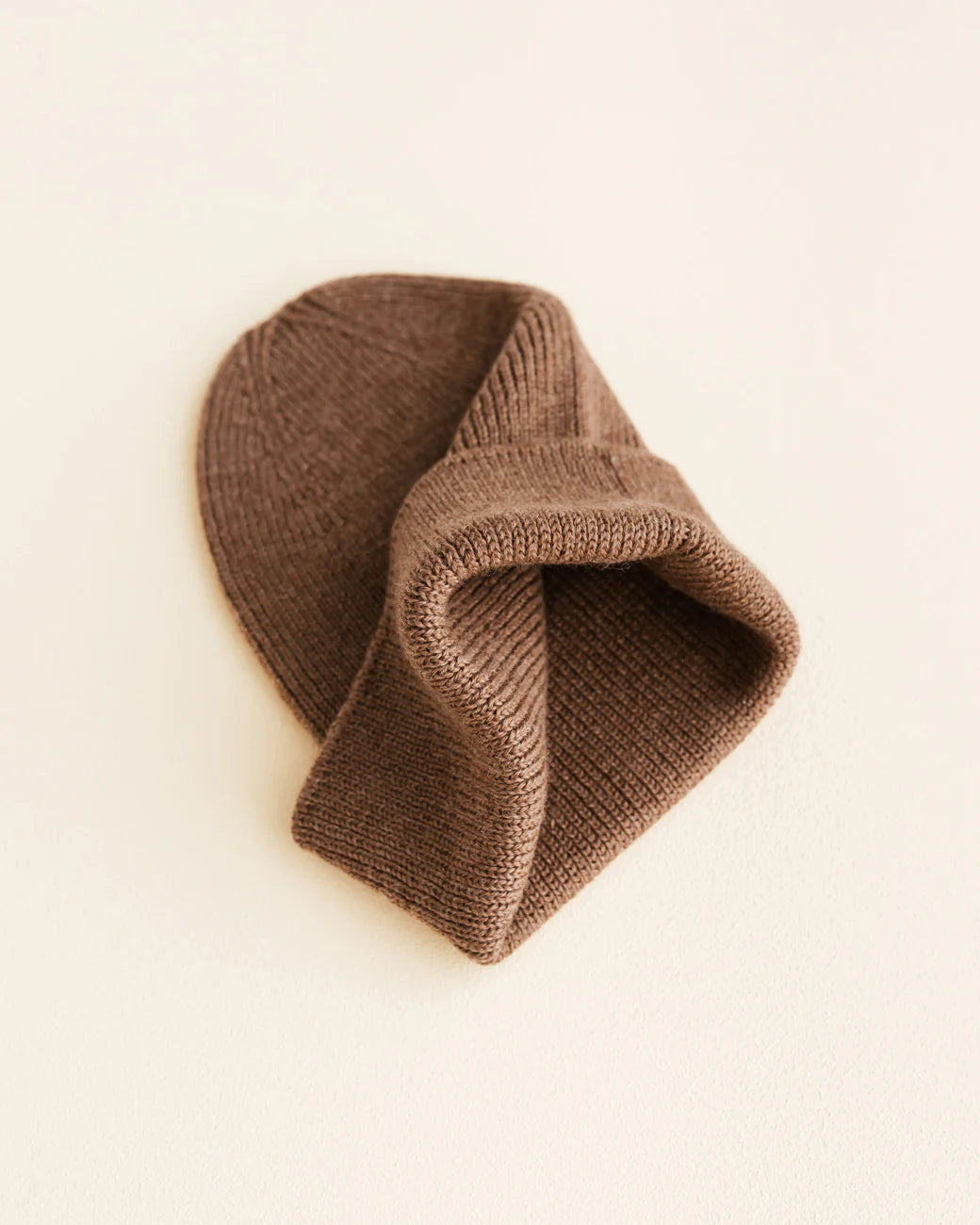 Hvid - beanie fonzie newborn - mocha