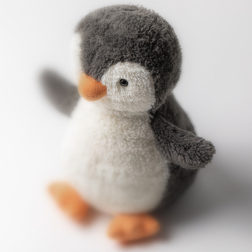Jellycat - peanut penguin medium