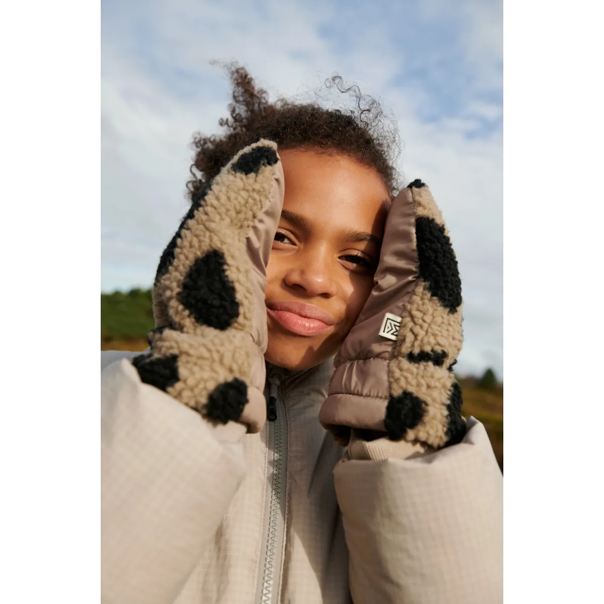 Liewood - grethe pile gloves - mega leo / oat mix