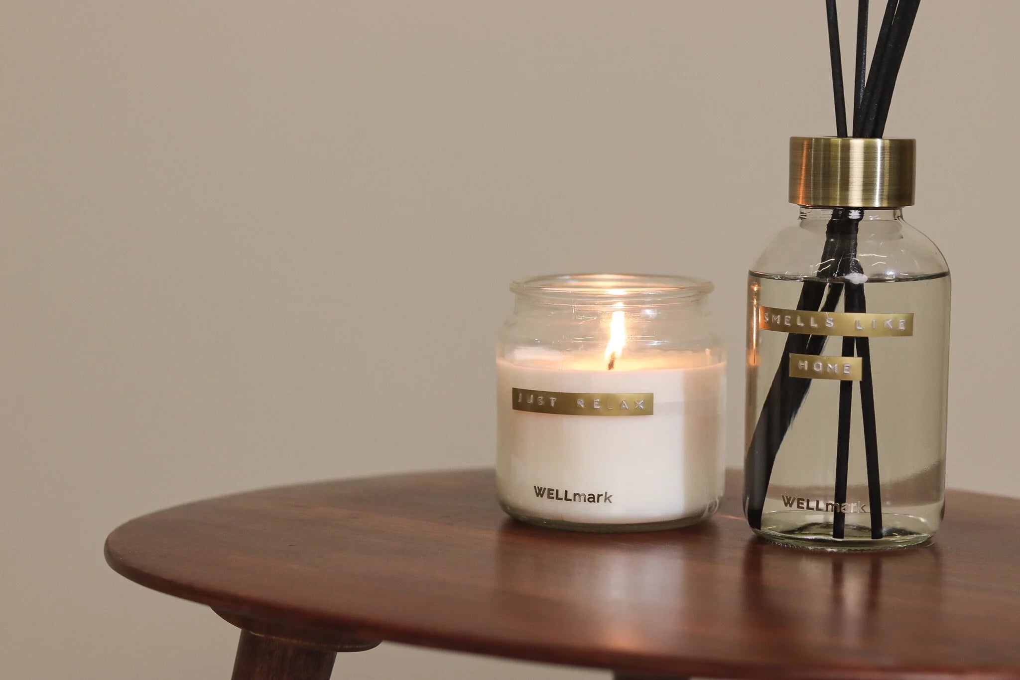 Wellmark - big scented candle sunny haze - just relax