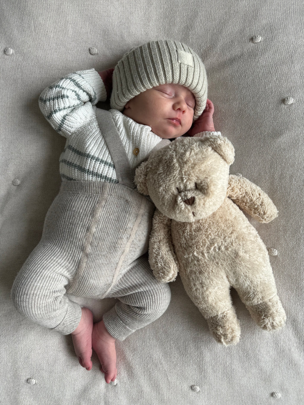 Moonie - the humming bear 2.0 - sand