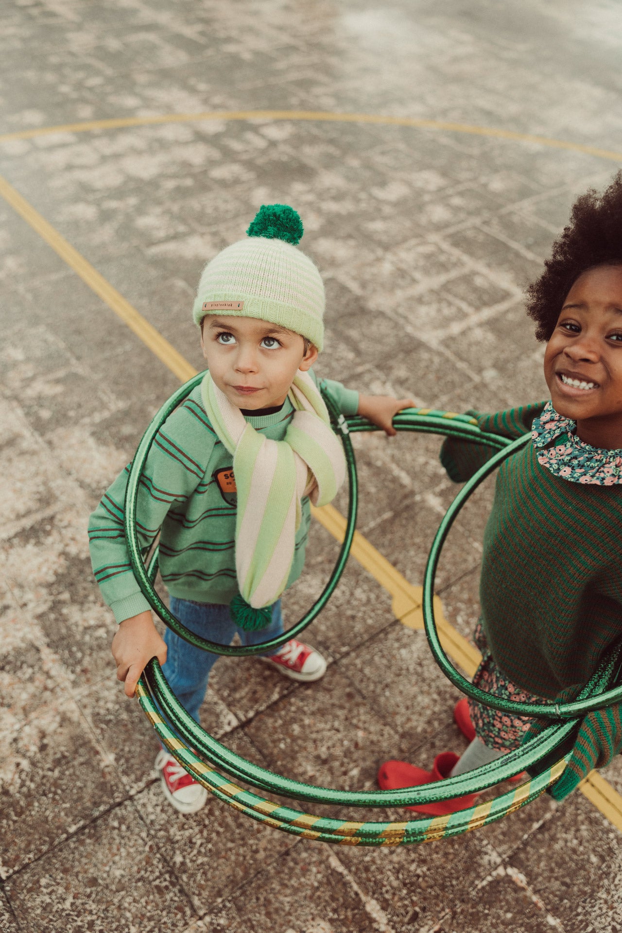 Piupiuchick - knitted hat with pompon - lime & ecru stripes